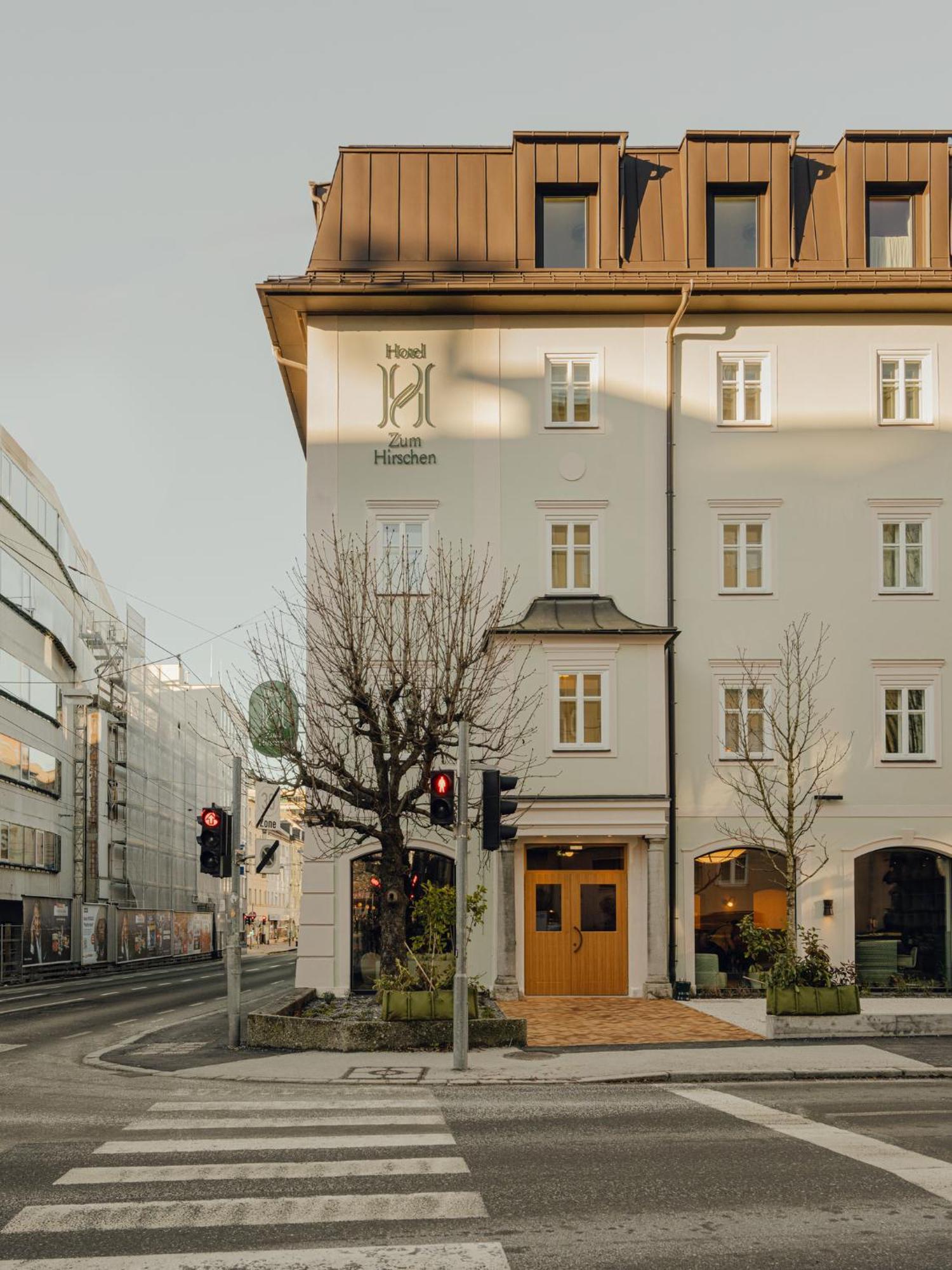 Hotel Zum Hirschen Salzburg Exterior photo